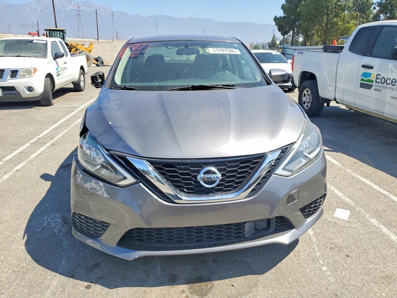 2018 Nissan Sentra S - Фото 5