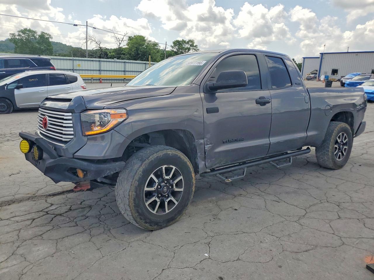 2016 Toyota Tundra Double Cab Limited