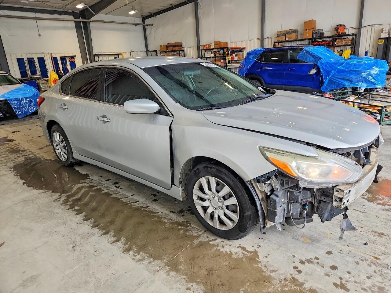 2017 Nissan Altima 2.5 S - Image 4