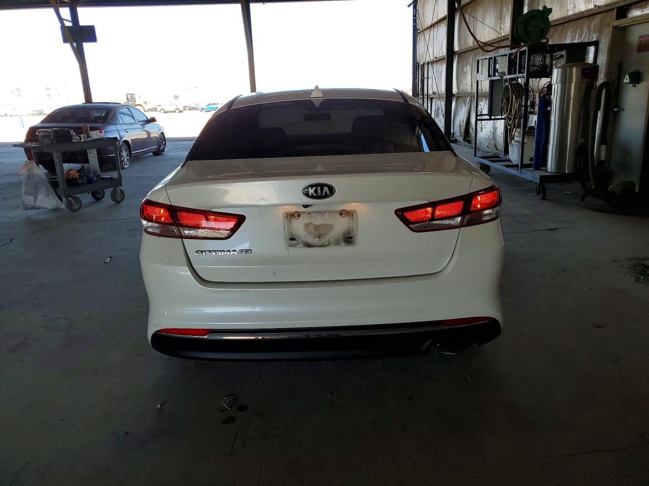 2017 Kia Optima Lx - Image 6