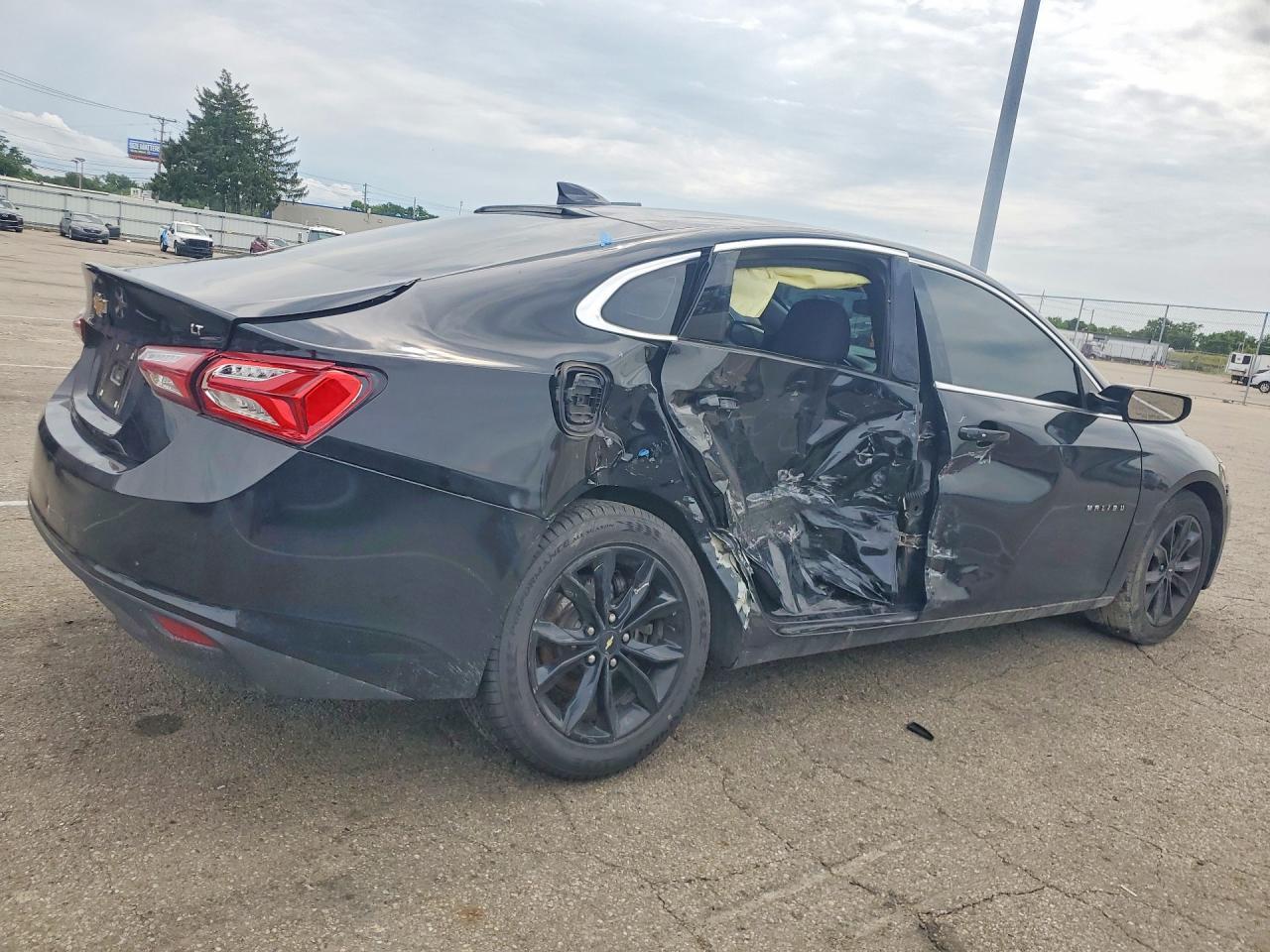 2019 Chevrolet Malibu Lt - Фото 3