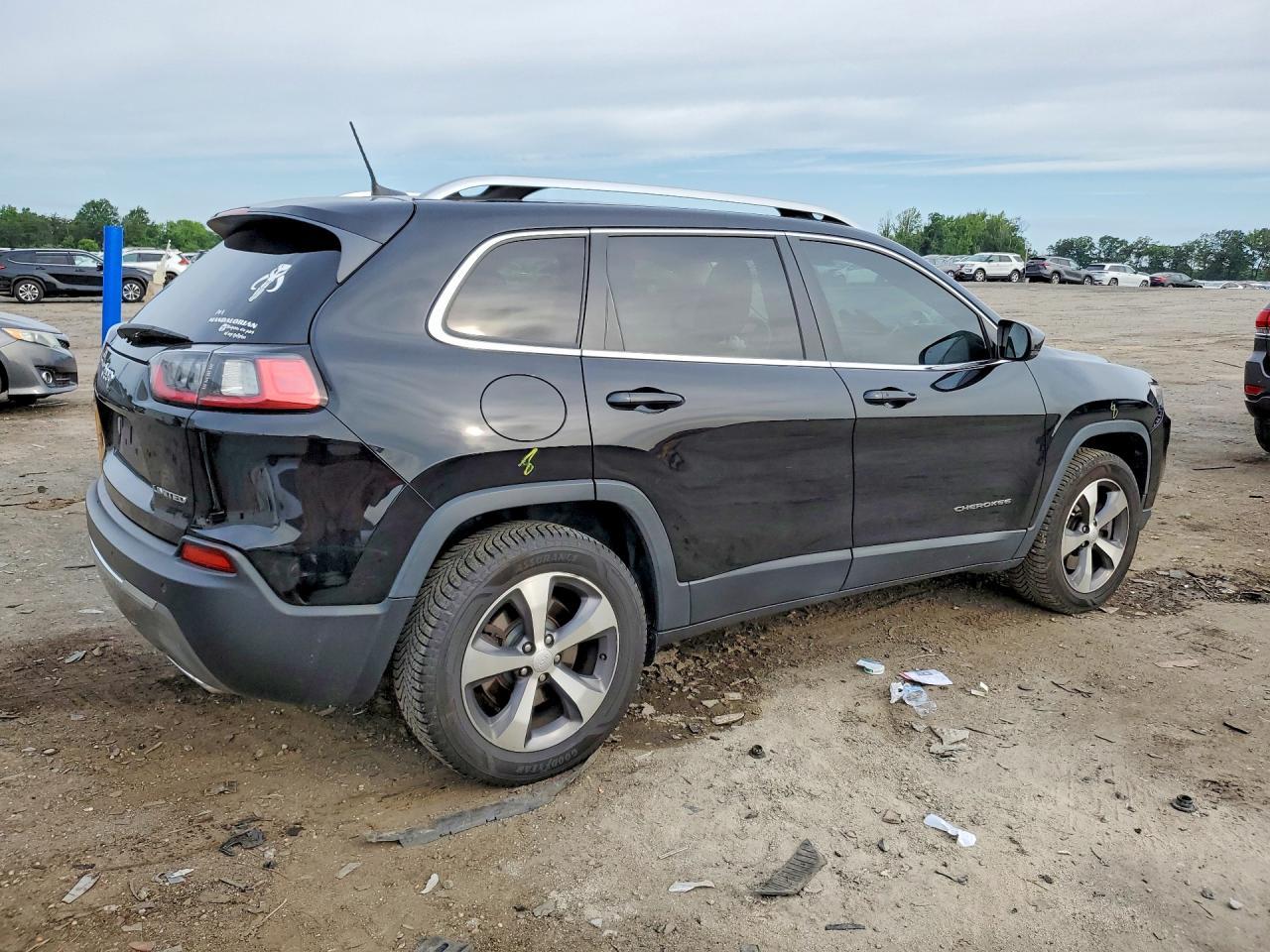 2020 Jeep Cherokee Limited - Фото 3