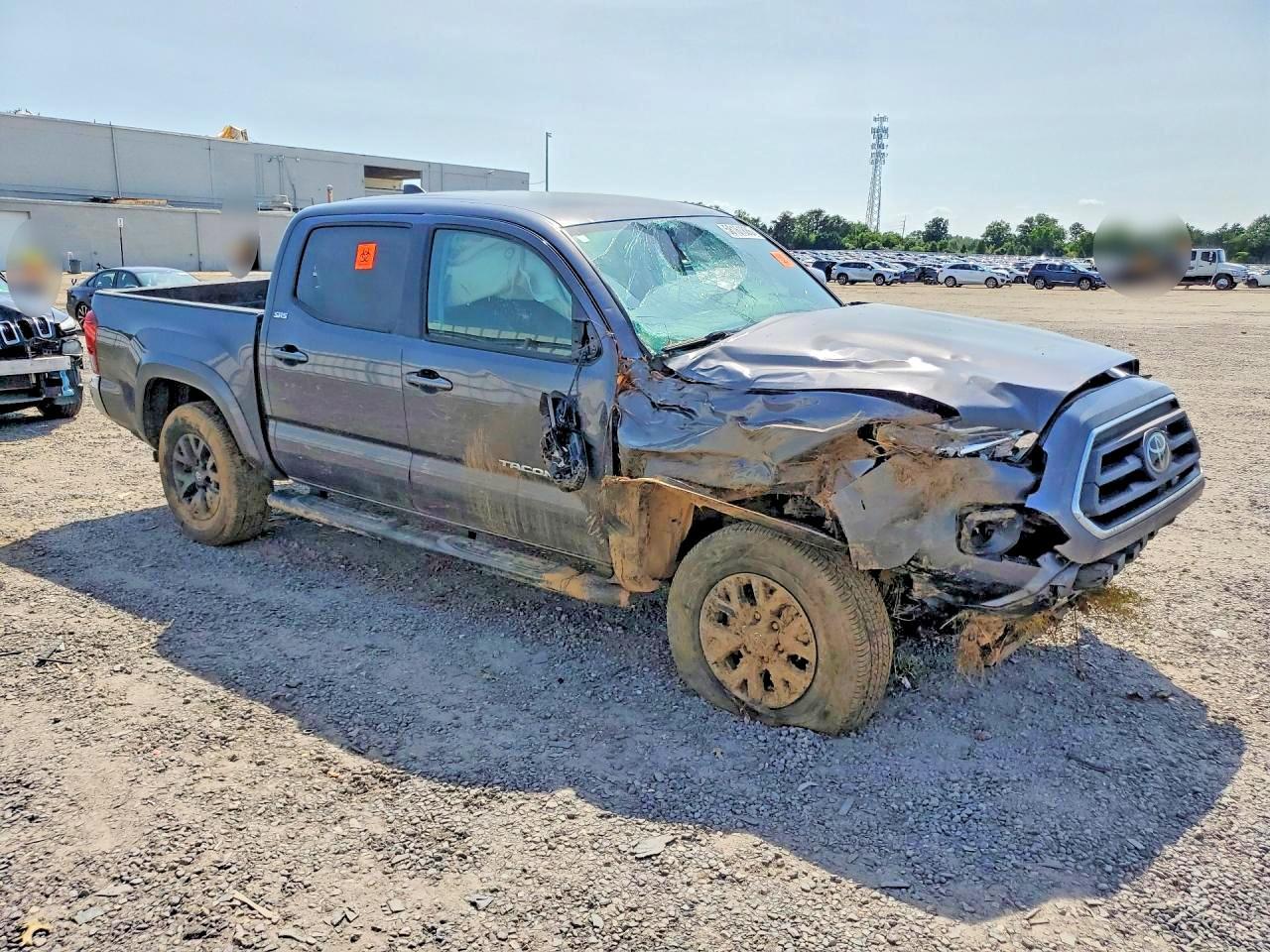 2023 Toyota Tacoma Sr5 V6 - Image 4