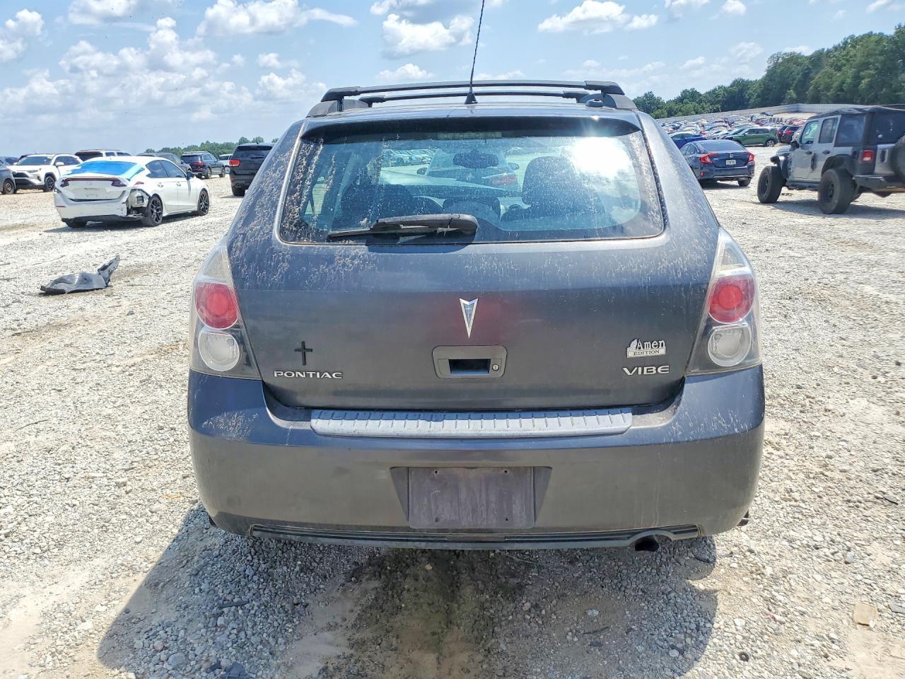 2009 Pontiac Vibe - Image 6