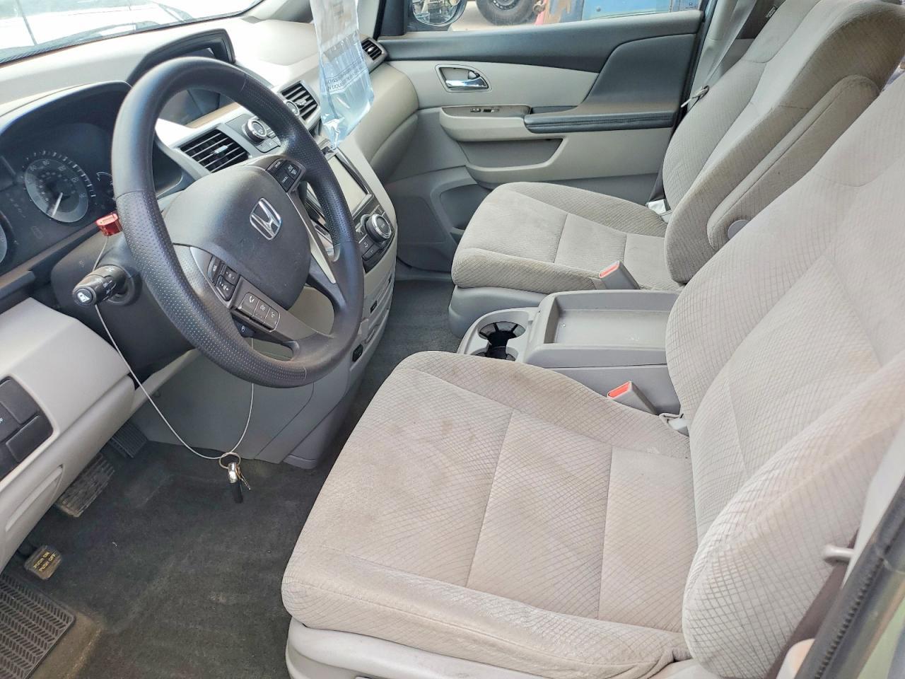 2016 Honda Odyssey Se - Фото 7