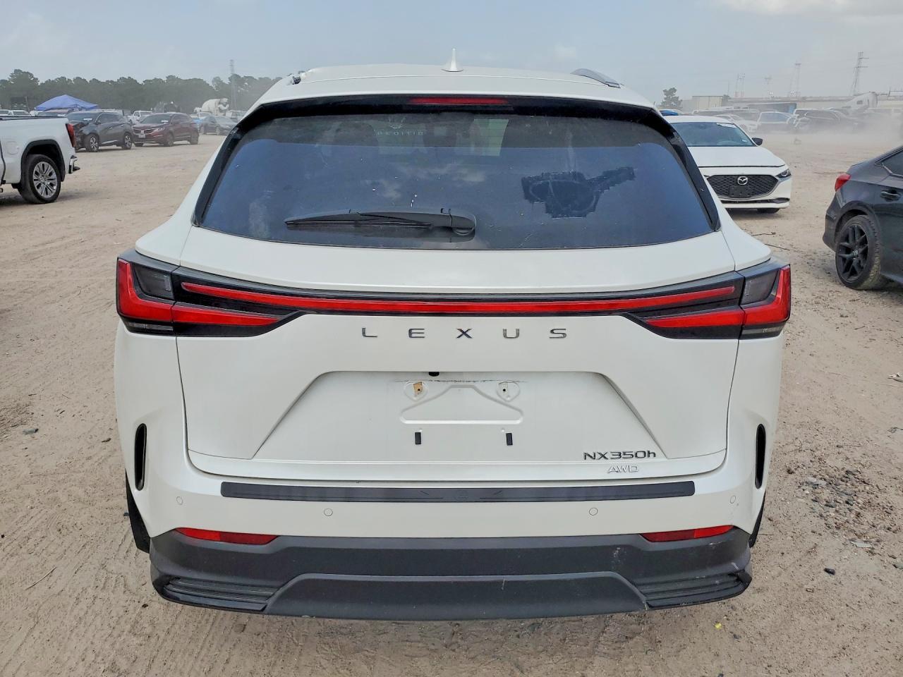 2025 Lexus Nx 200T Base - Фото 6