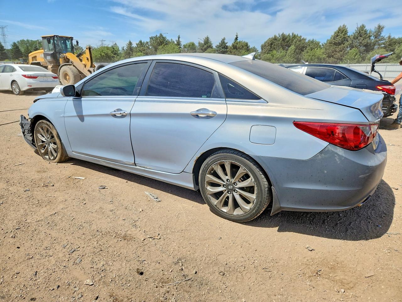2011 Hyundai Sonata Se - Image 2
