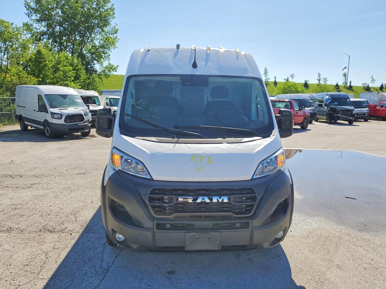 2025 Ram Promaster 2500 Delivery Van - Фото 5