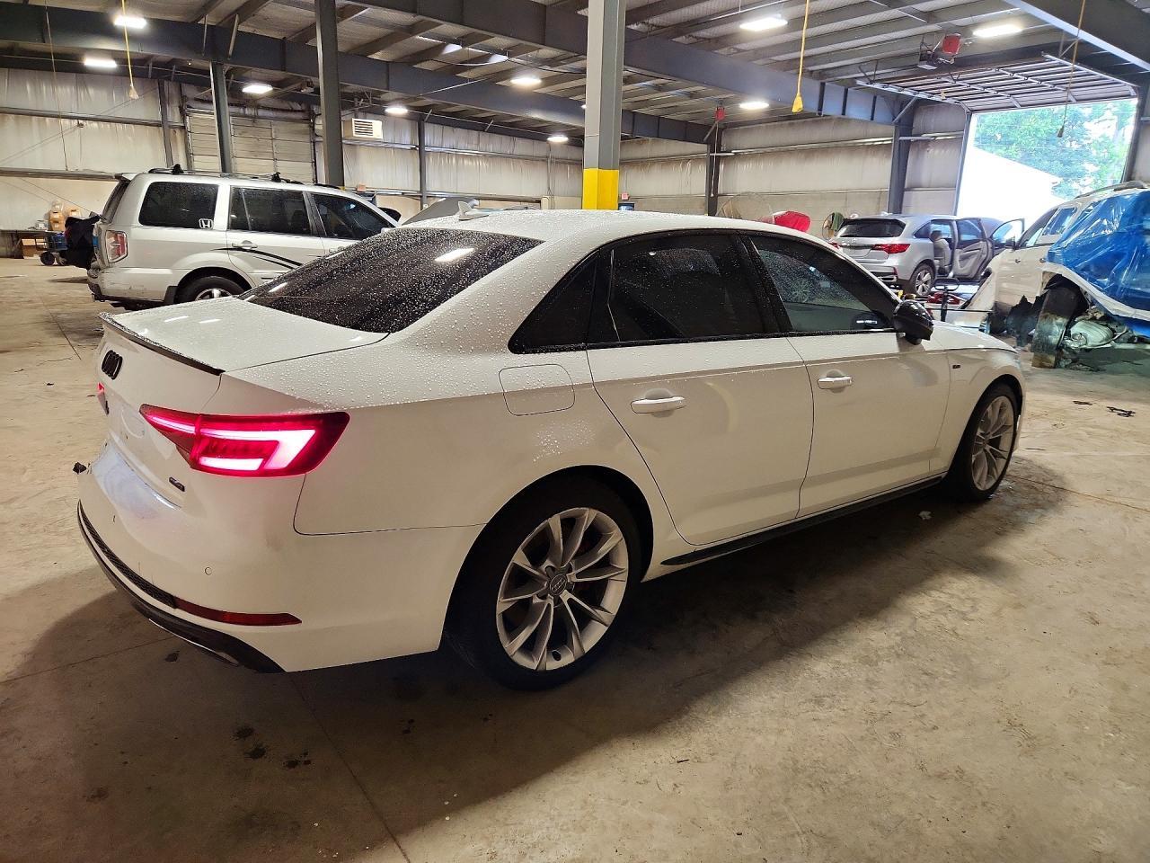 2019 Audi A4 Premium Plus - Фото 3