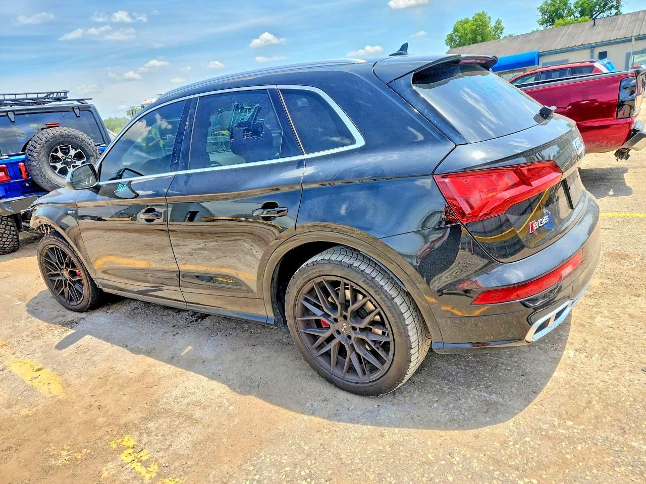 2018 Audi Sq5 Premium Plus - Фото 2