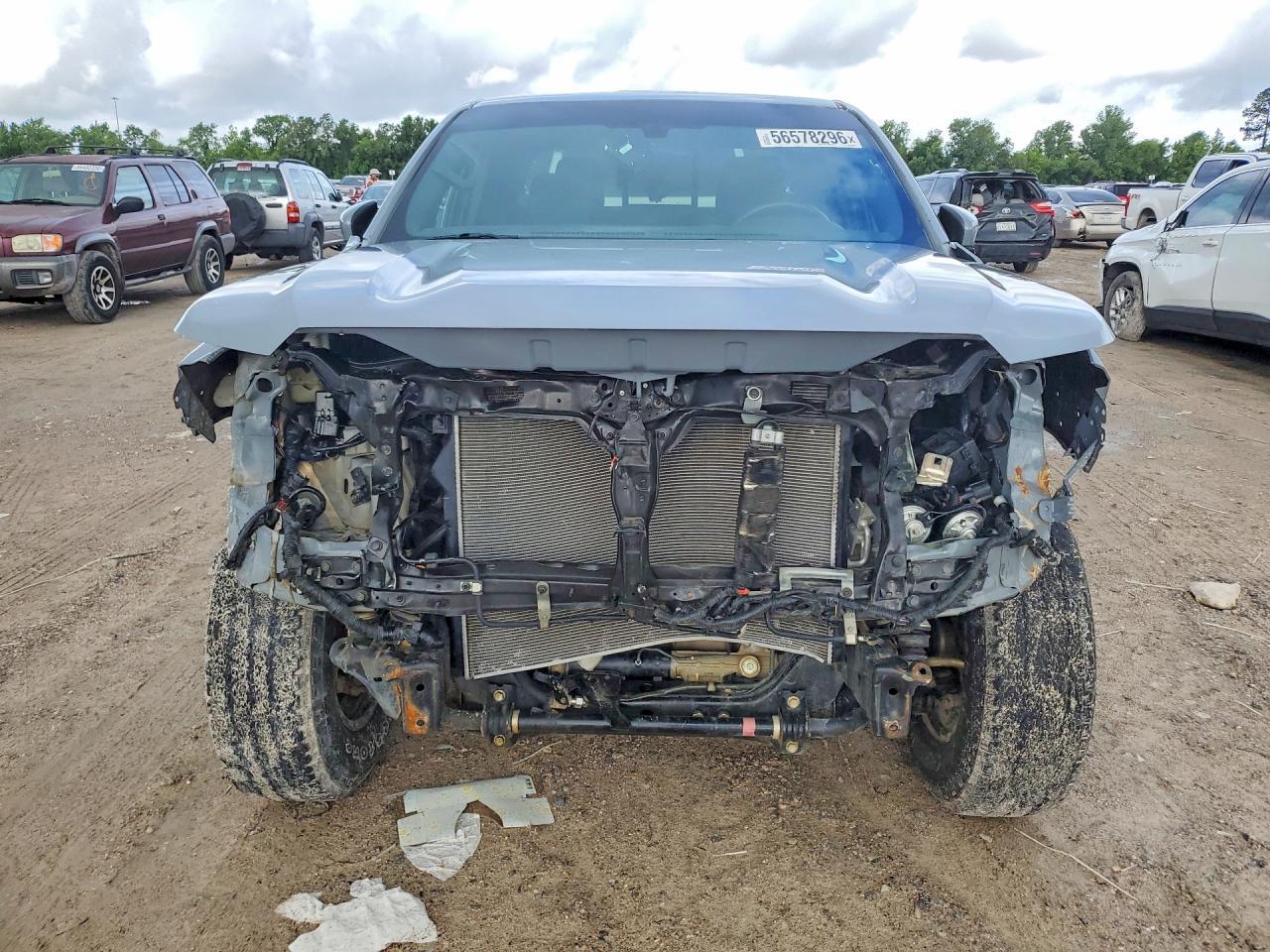 2025 Nissan Frontier Pro-4X - Фото 5