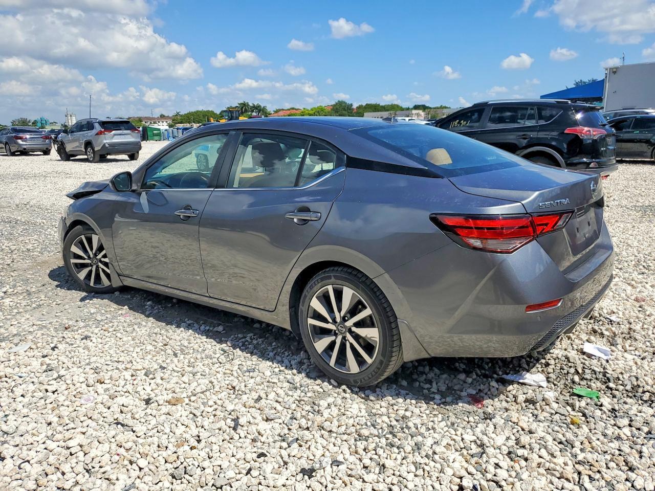 2021 Nissan Sentra Sv - Image 2