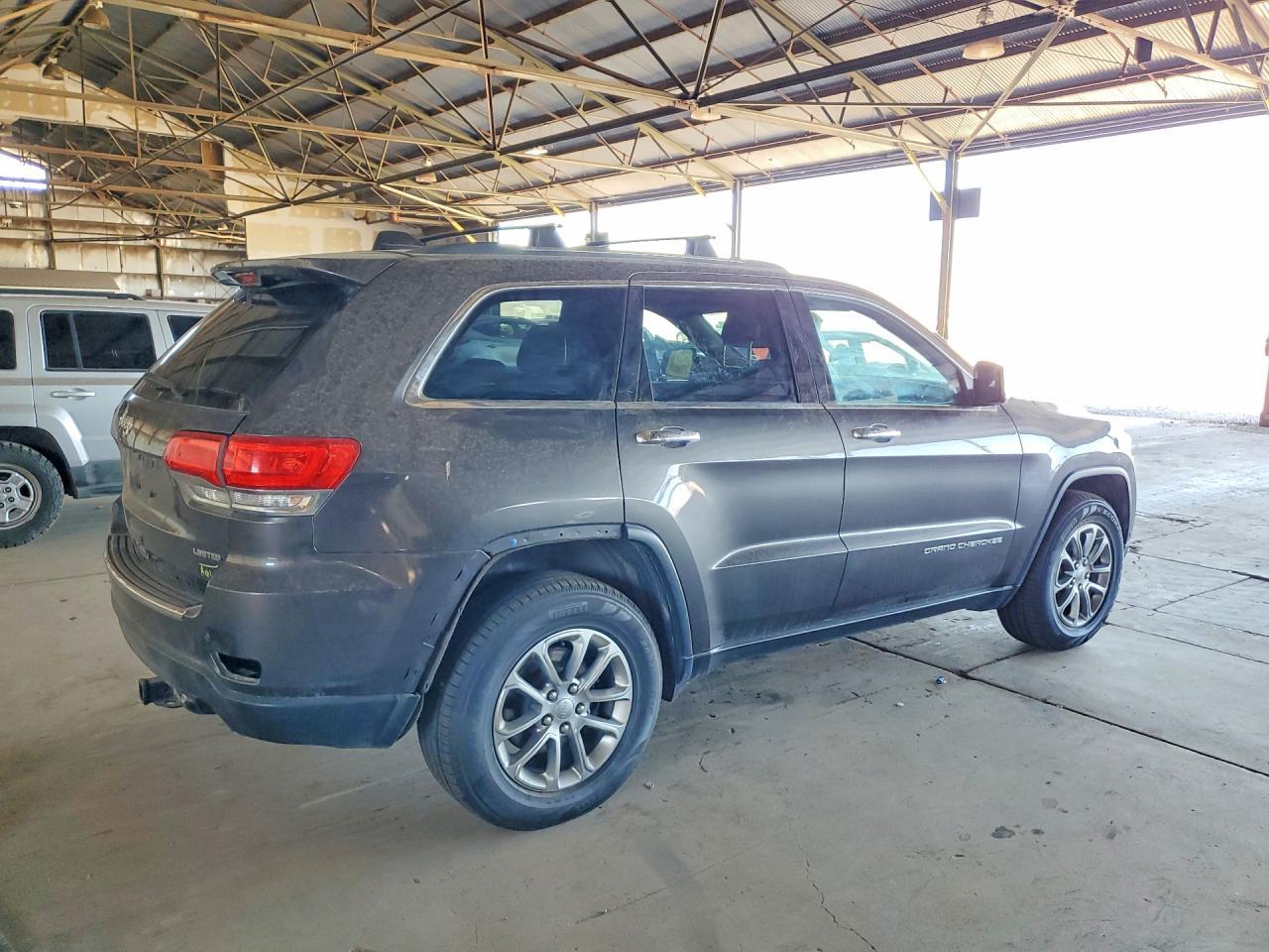 2015 Jeep Grand Cherokee Limited - Image 3