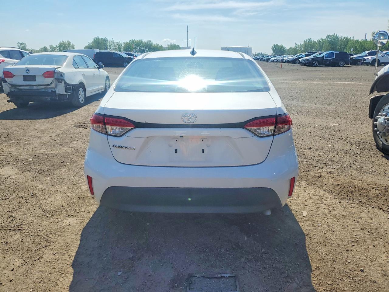 2023 Toyota Corolla Le - Image 6