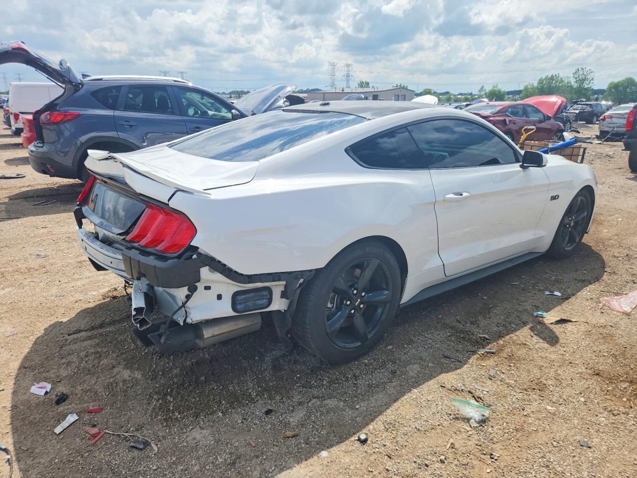 2019 Ford Mustang Gt - Image 3