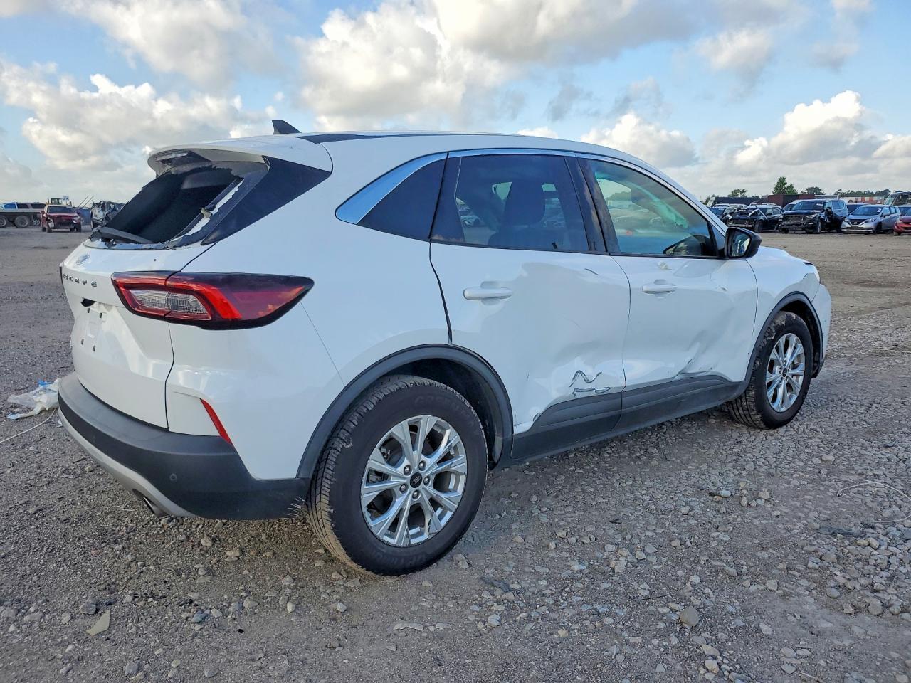 2024 Ford Escape Active - Фото 3