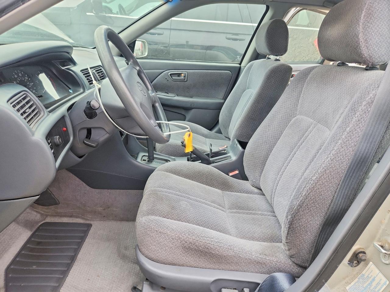 2000 Toyota Camry Le - Фото 7