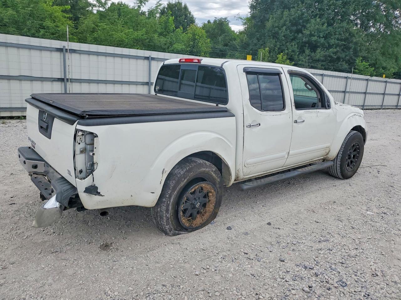 2019 Nissan Frontier Sl - Фото 3