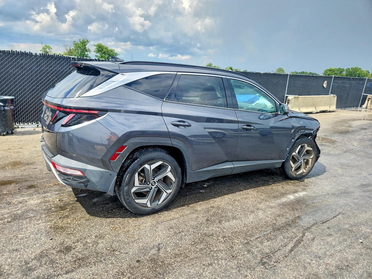 2023 Hyundai Tucson Limited - Image 3