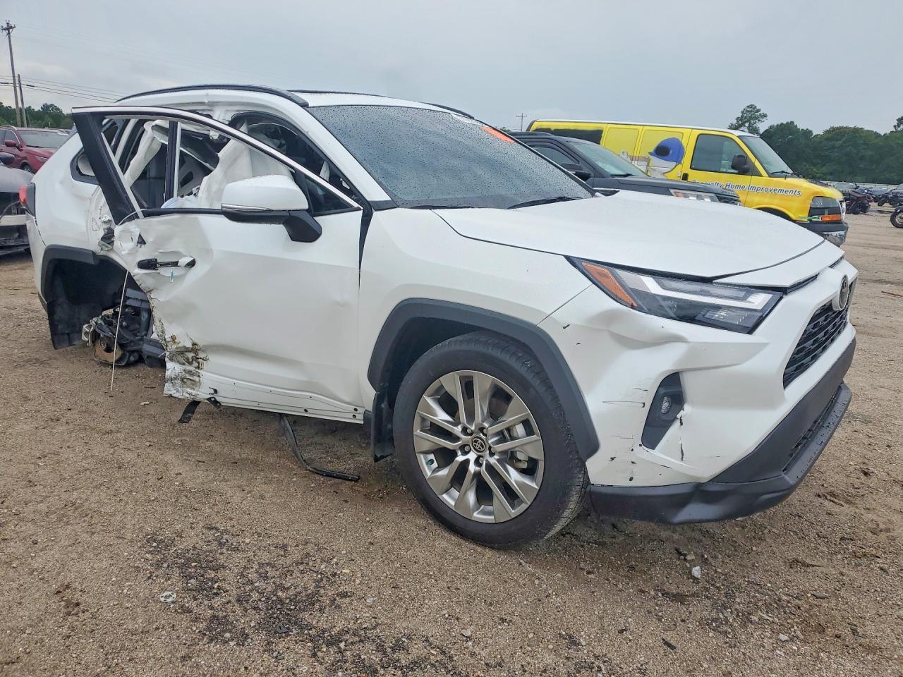 2024 Toyota Rav4 Xle Premium - Фото 4