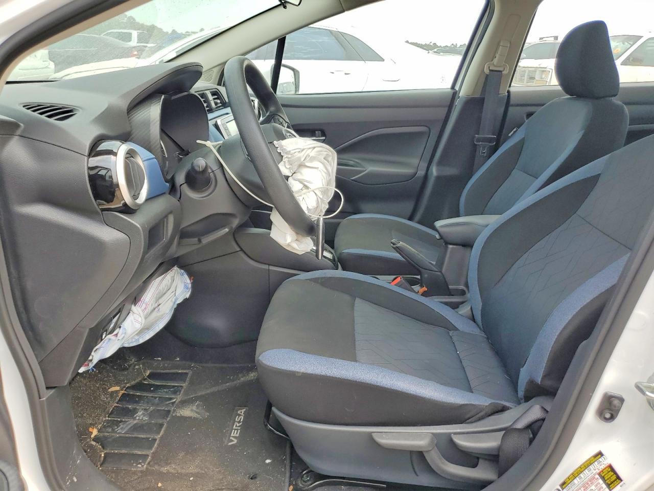 2025 Nissan Versa Sv - Фото 7