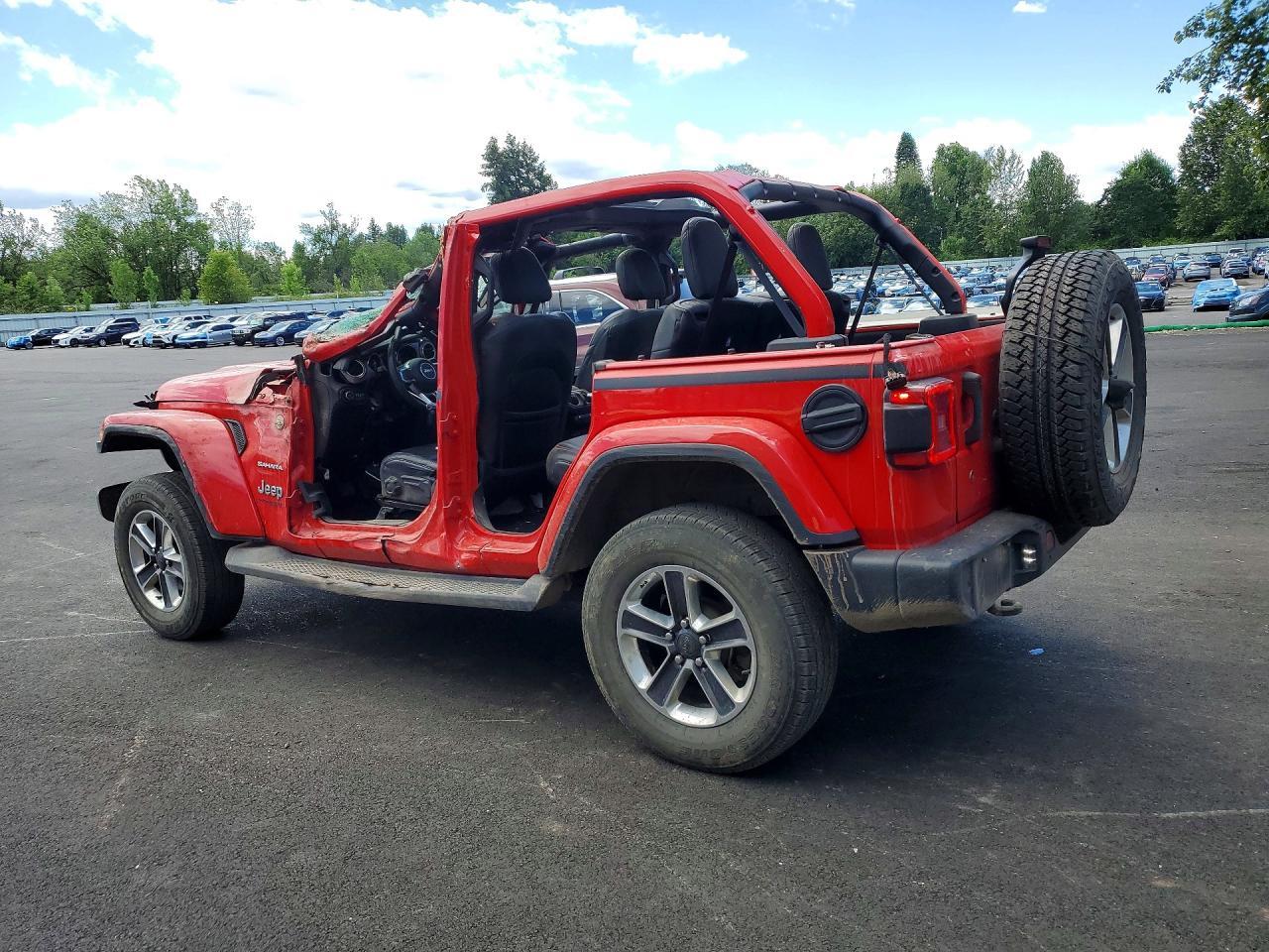 2019 Jeep Wrangler Unlimited Sahara - Фото 2