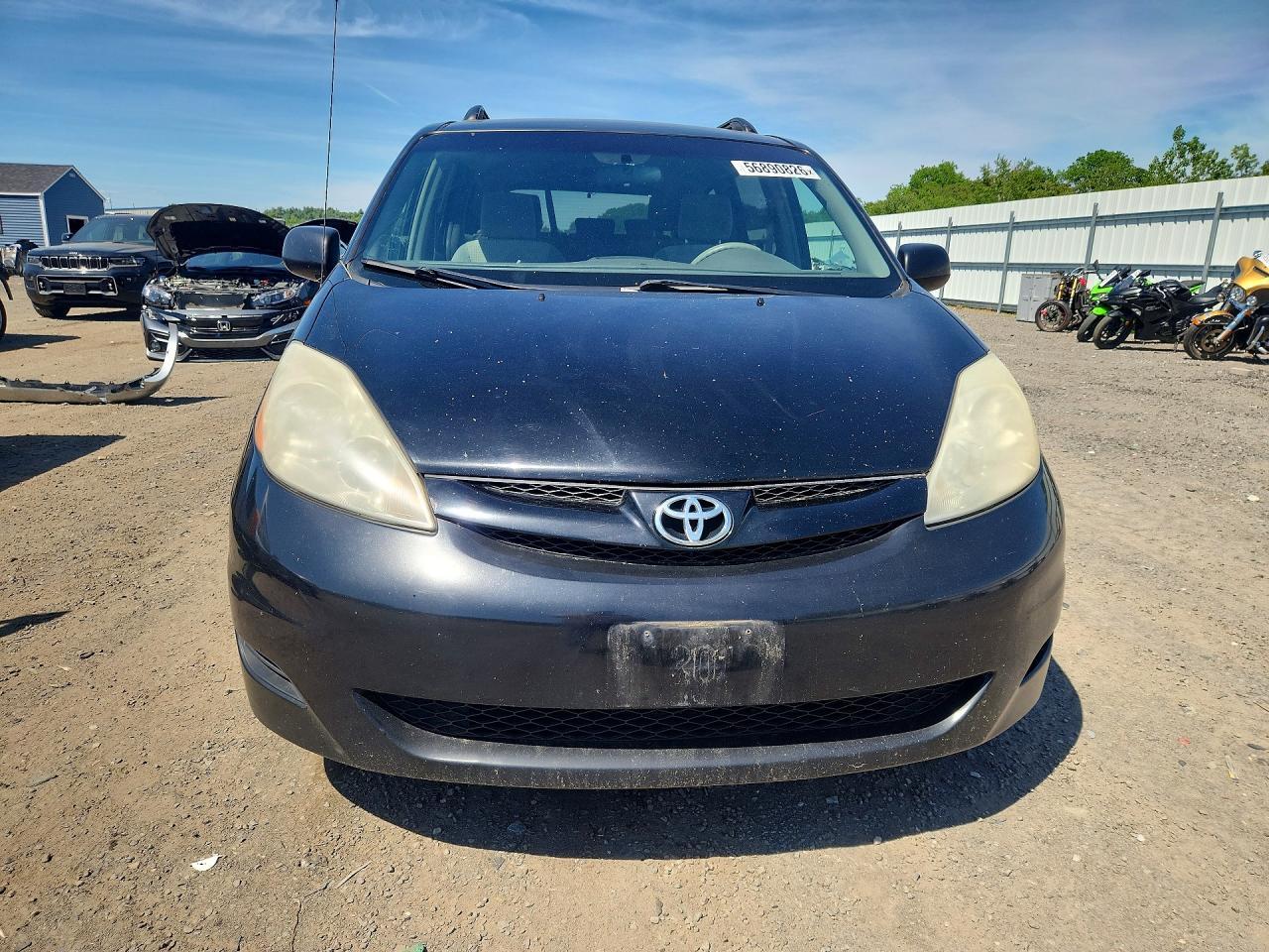 2008 Toyota Sienna Le - Фото 5