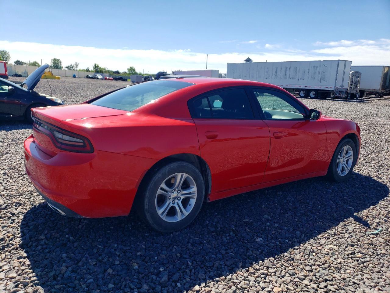 2022 Dodge Charger Sxt - Фото 3