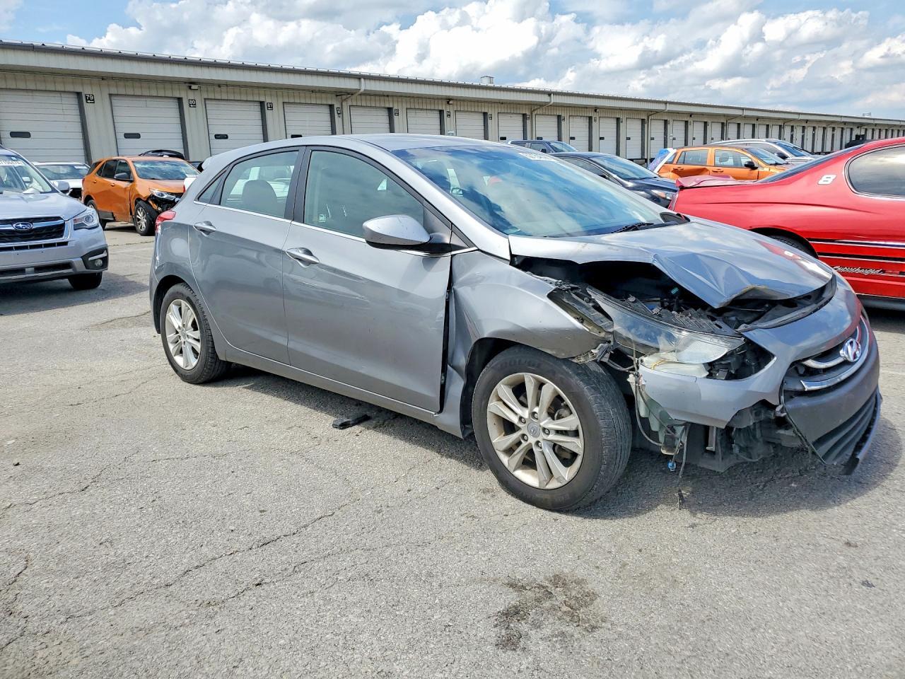 2014 Hyundai Elantra Gt Base - Image 4