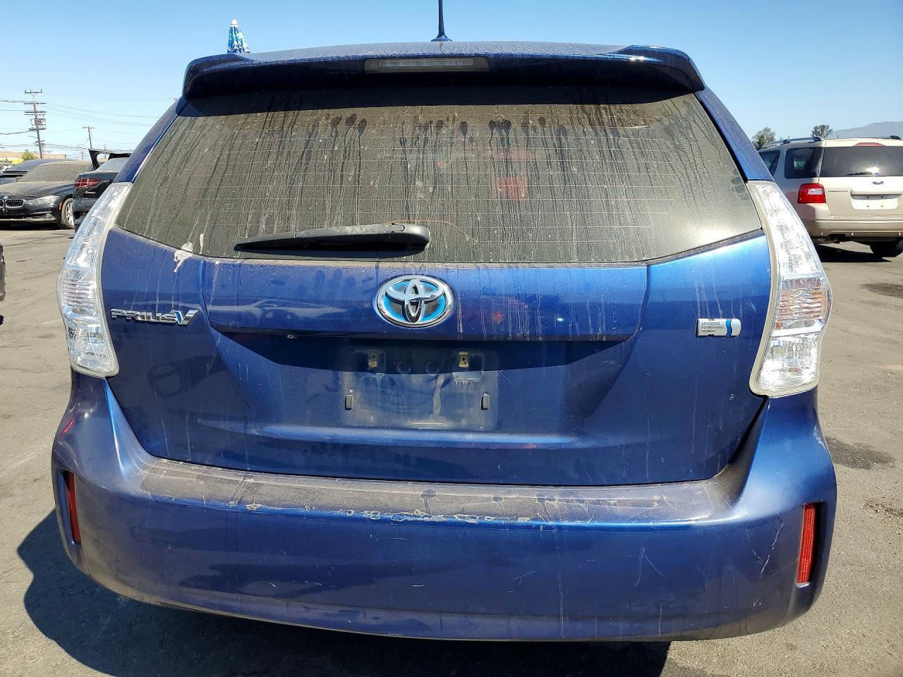 2012 Toyota Prius V Three - Фото 6