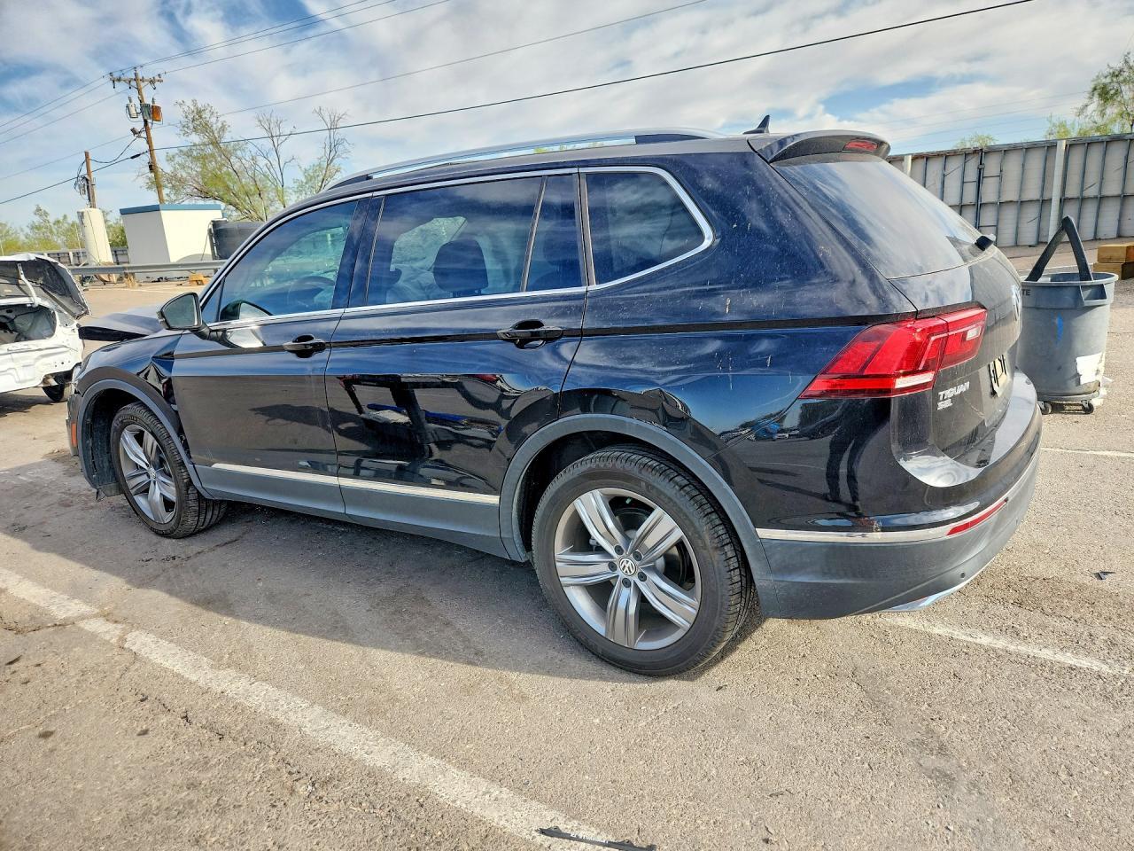 2021 Volkswagen Tiguan Se - Фото 2