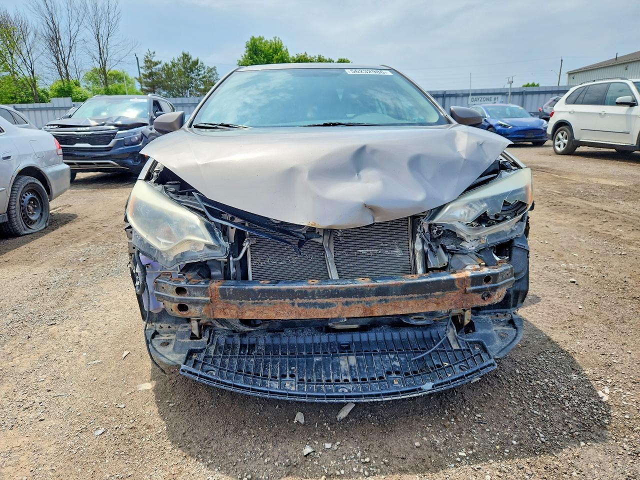 2014 Toyota Corolla L - Image 5