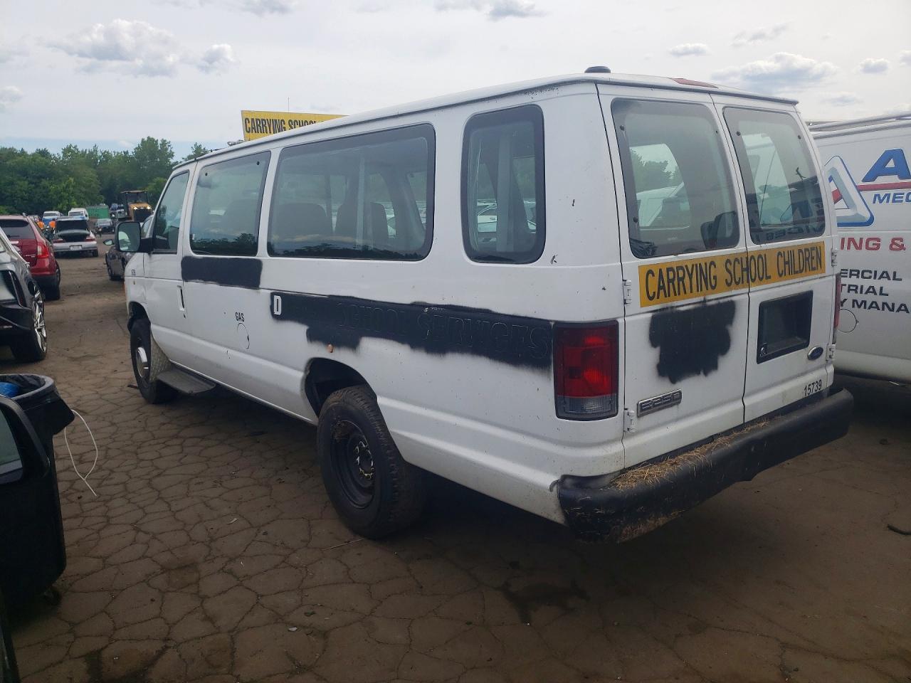 2007 Ford Econoline E250 Van - Фото 2
