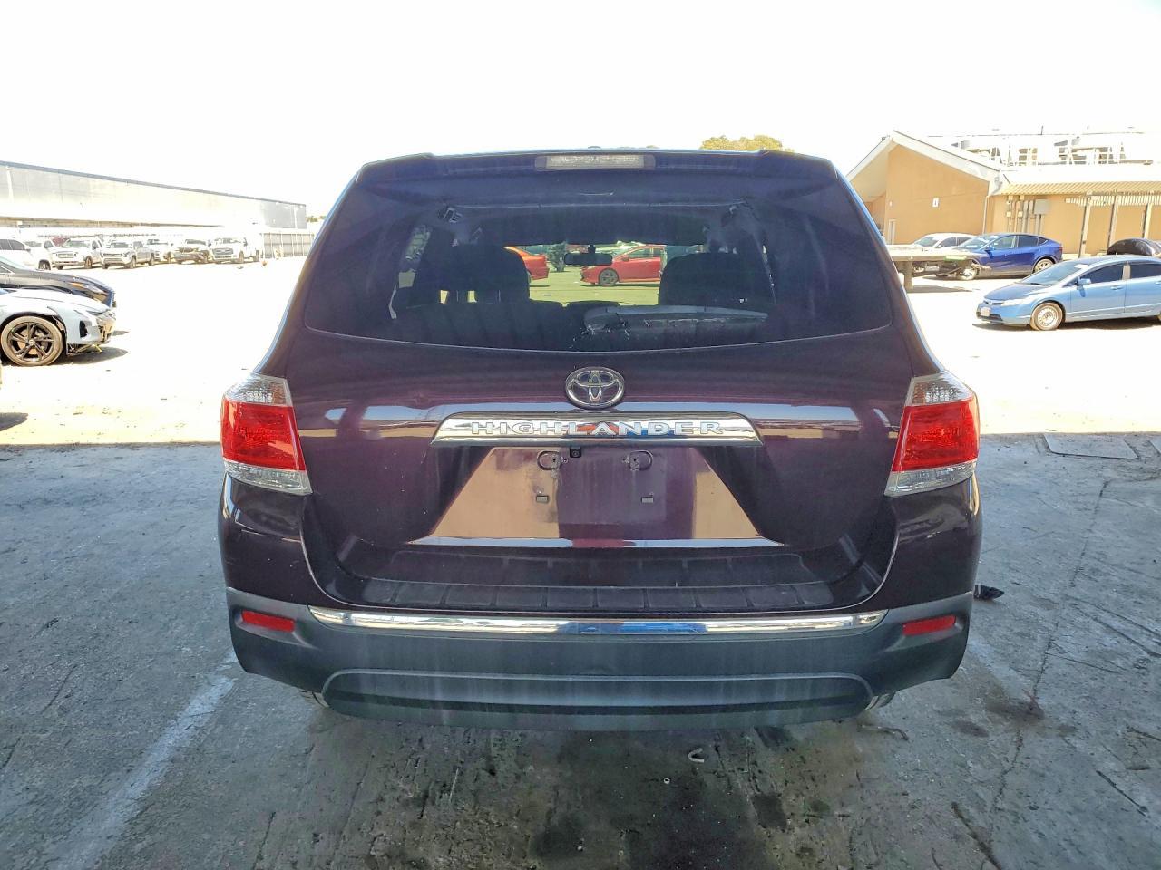 2012 Toyota Highlander Base - Фото 6