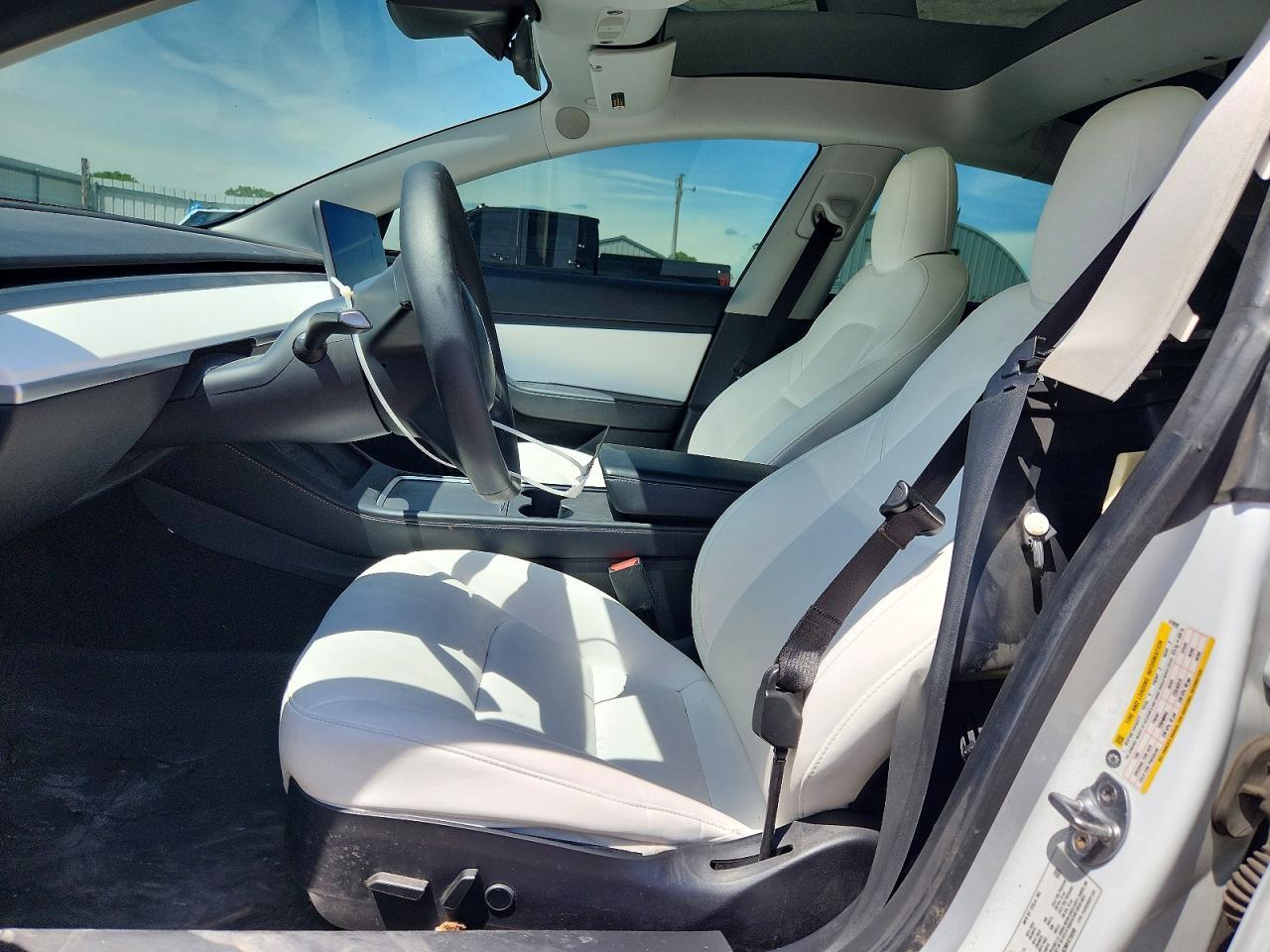 2021 Tesla Model 3 - Image 7