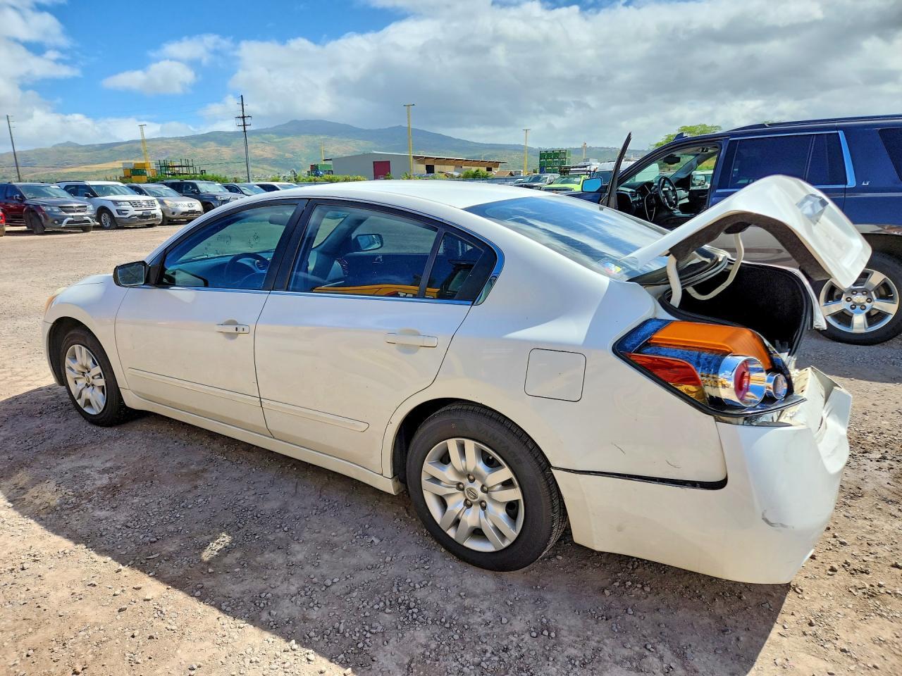 2012 Nissan Altima 2.5 - Фото 2
