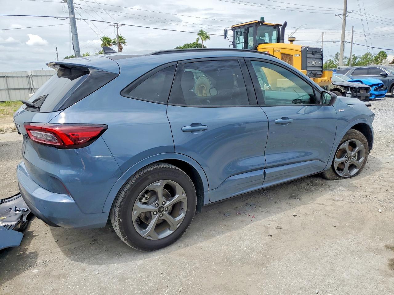 2024 Ford Escape St Line - Фото 3
