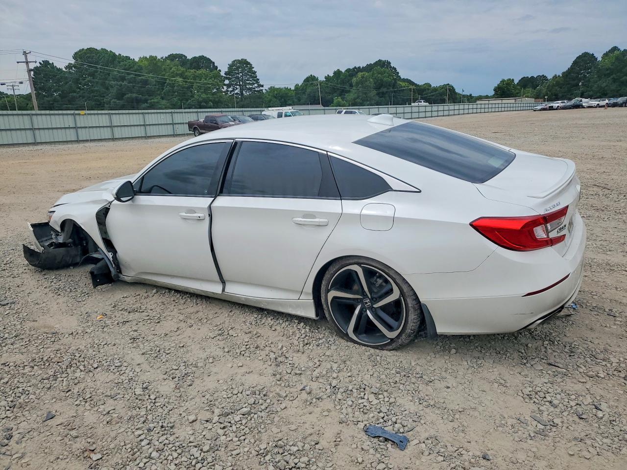 2018 Honda Accord Sport - Фото 2