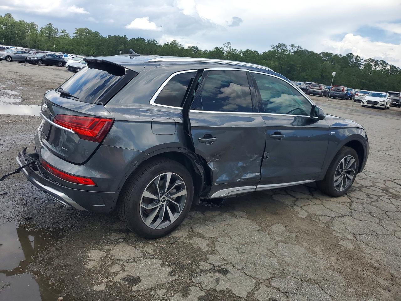 2023 Audi Q5 Premium Plus 45 - Фото 3