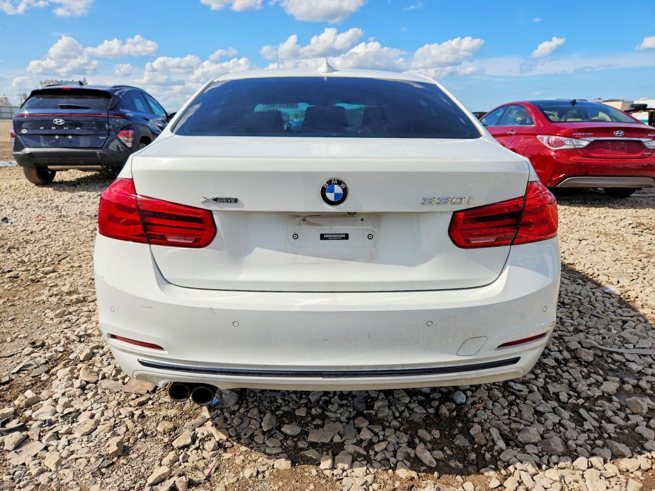 2017 BMW 330 Xi - Фото 6