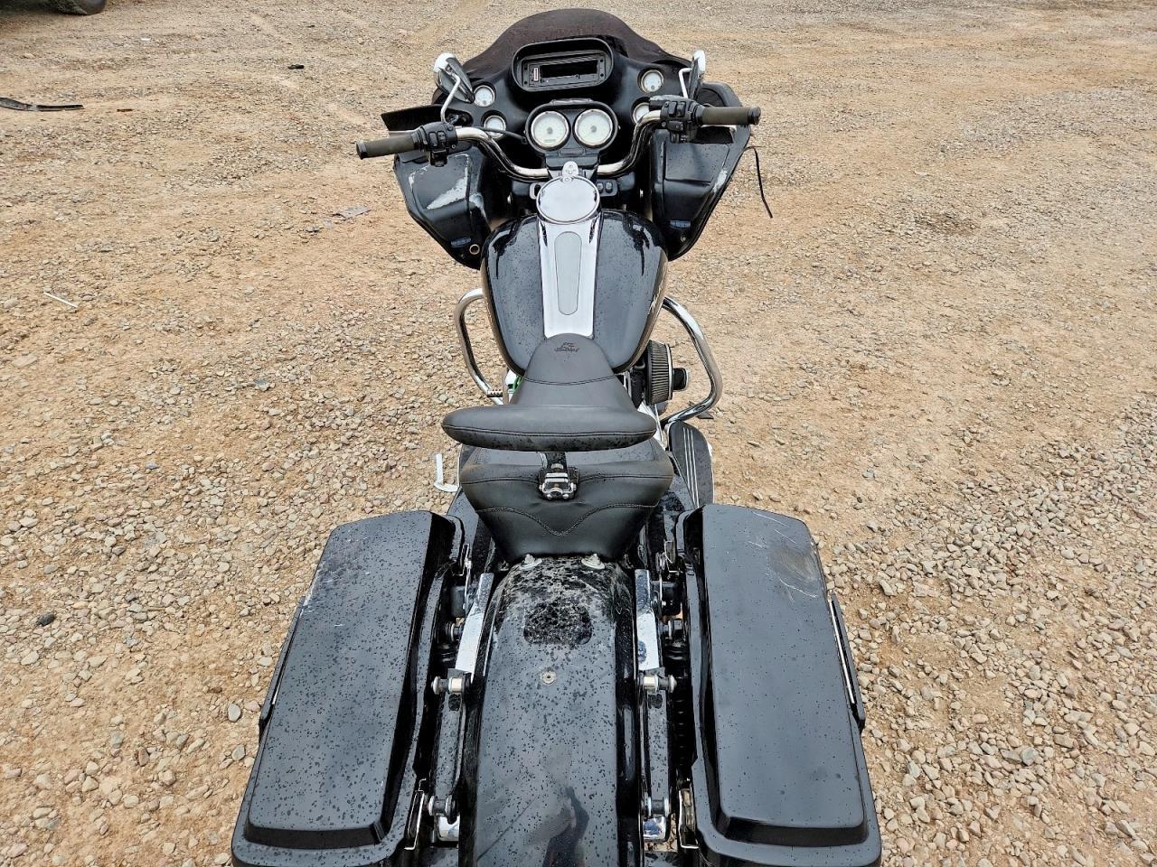 2011 Harley-Davidson Fltrx - Image 6