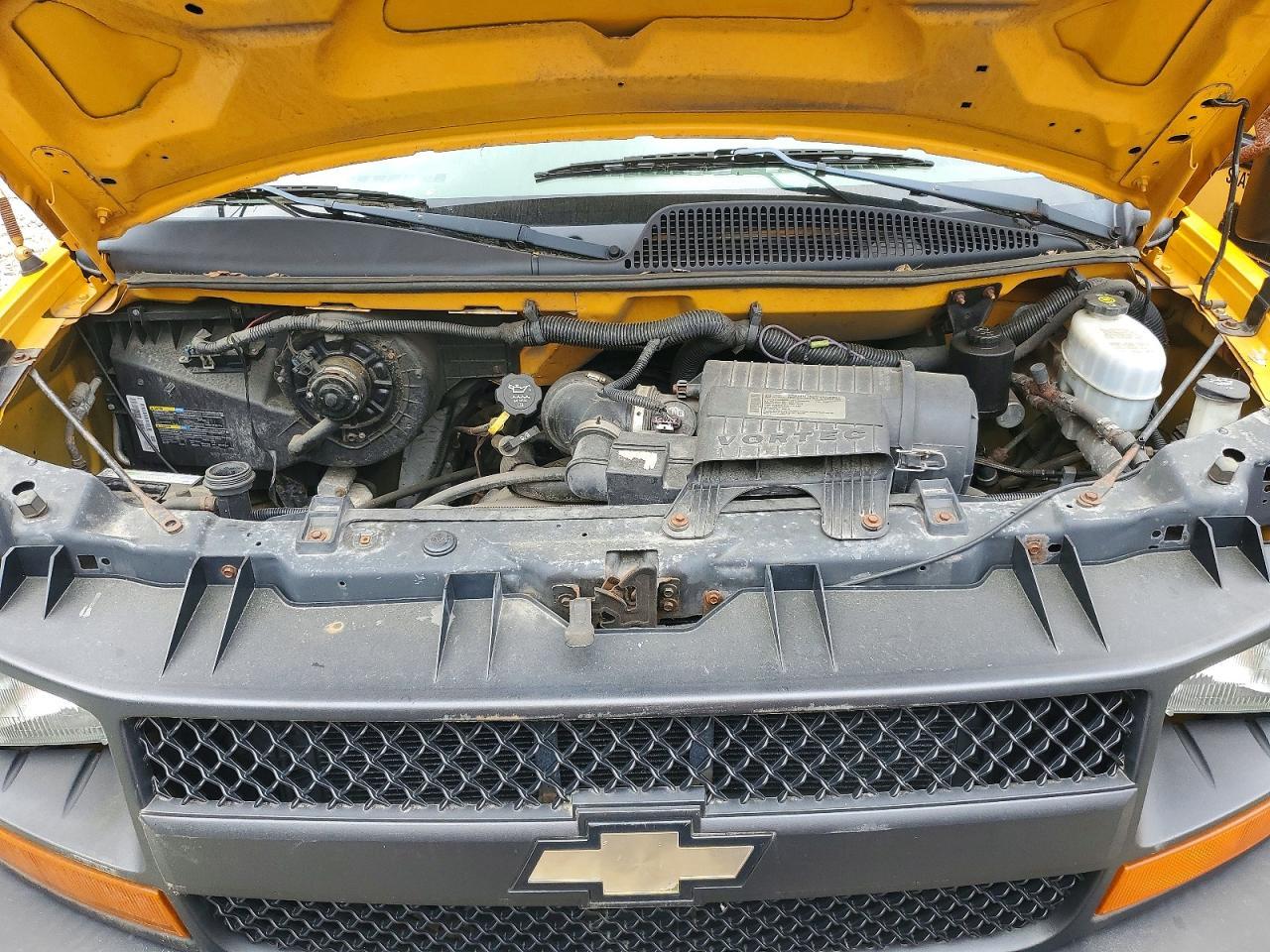 2011 Chevrolet Express G3 - School Bus - Фото 7