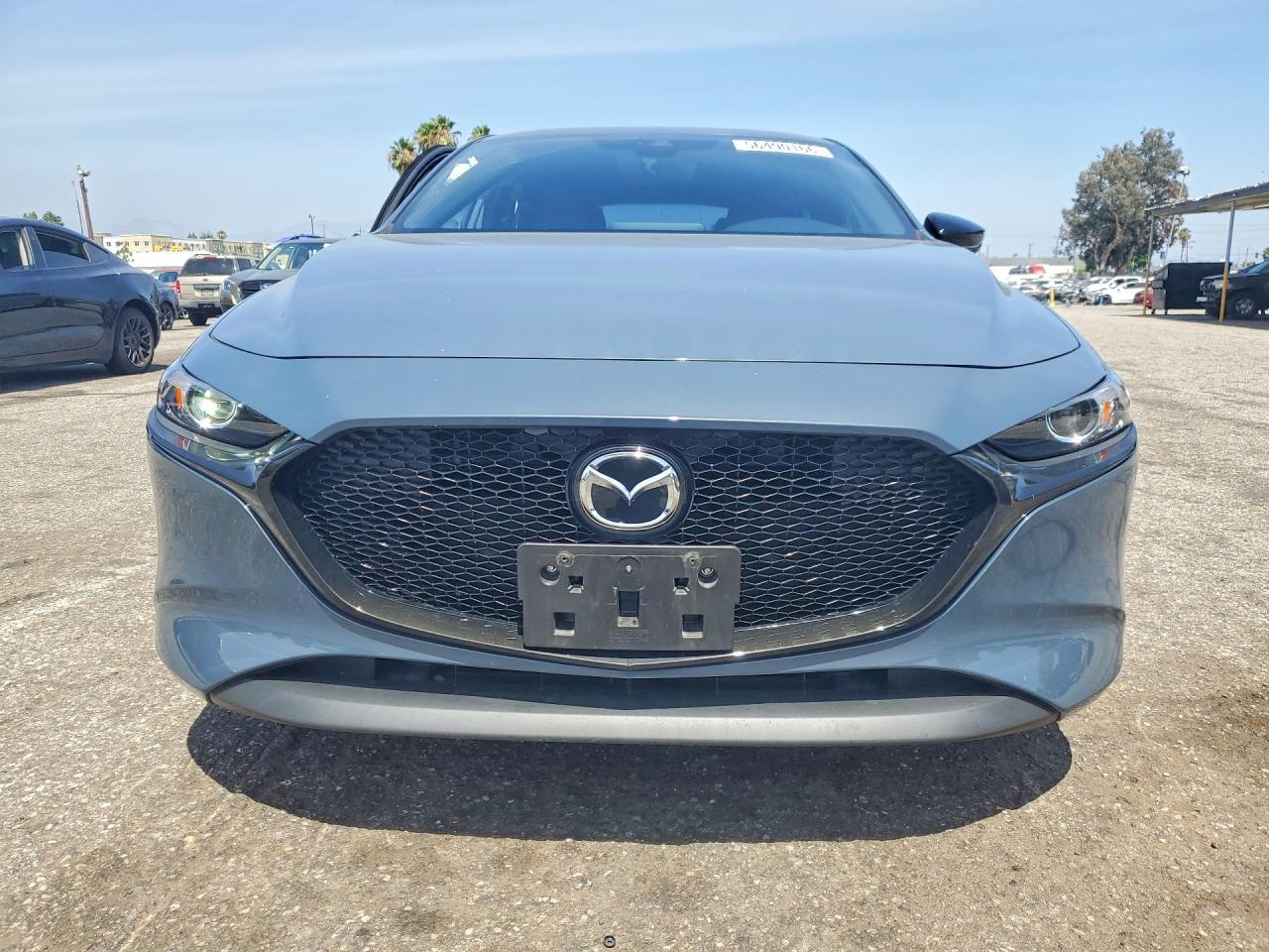 2023 Mazda 3 Preferred - Image 5