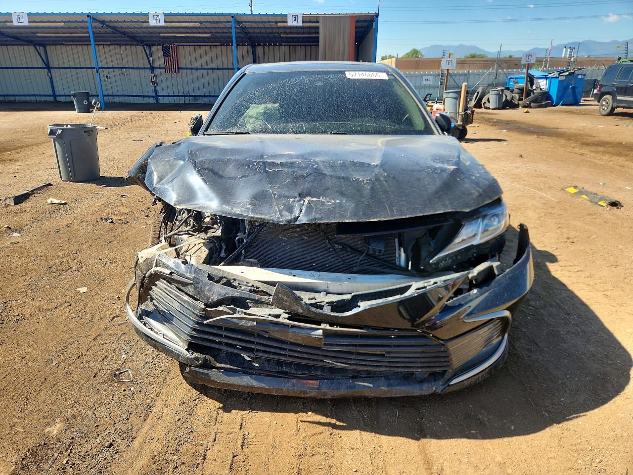 2022 Toyota Camry Le - Фото 5