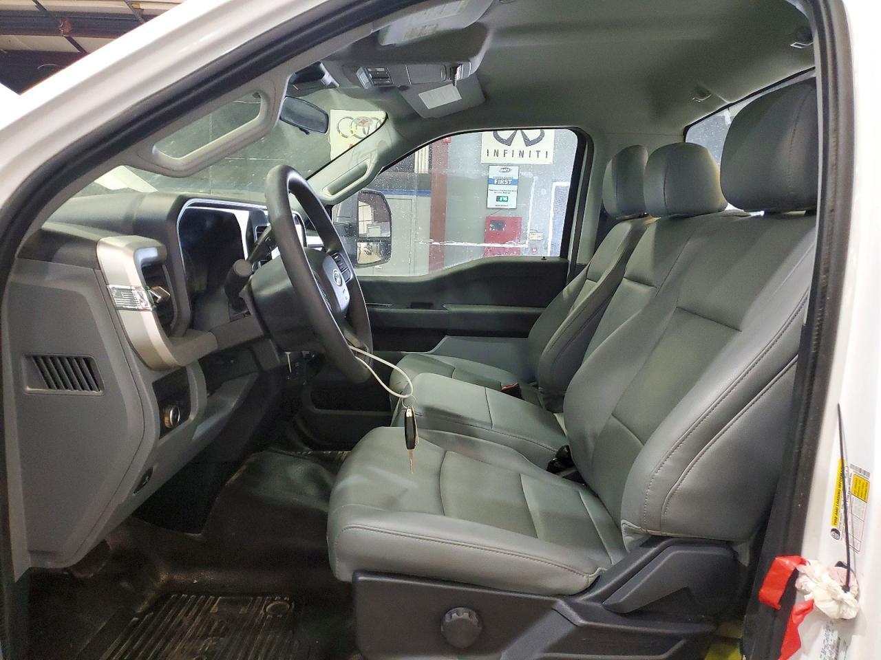 2023 Ford F250 Super Duty - Фото 7