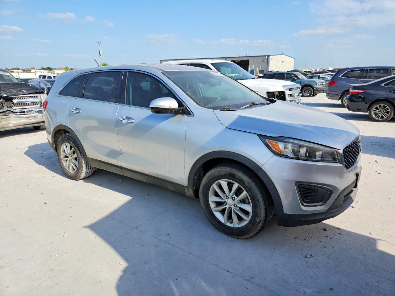 2016 Kia Sorento - Image 4