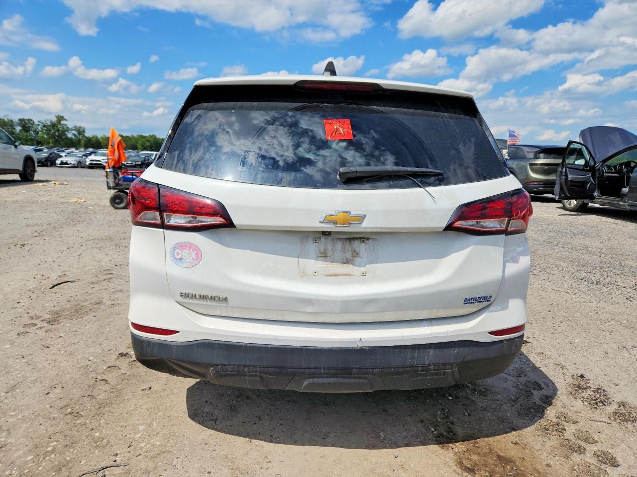 2022 Chevrolet Equinox Ls - Image 6