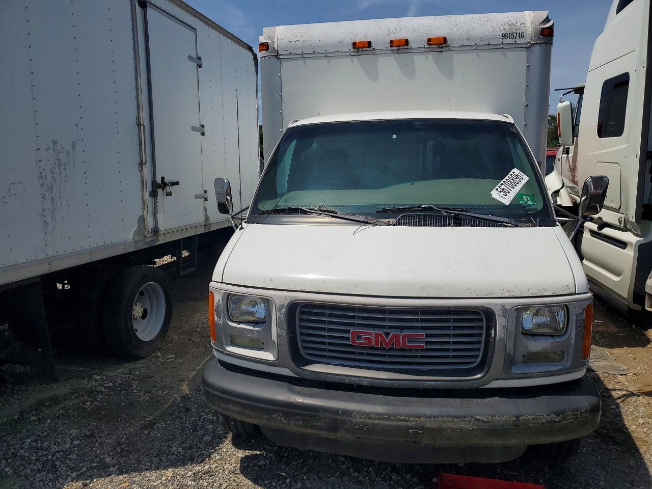 2001 GMC Savana - Box Truck - Image 5