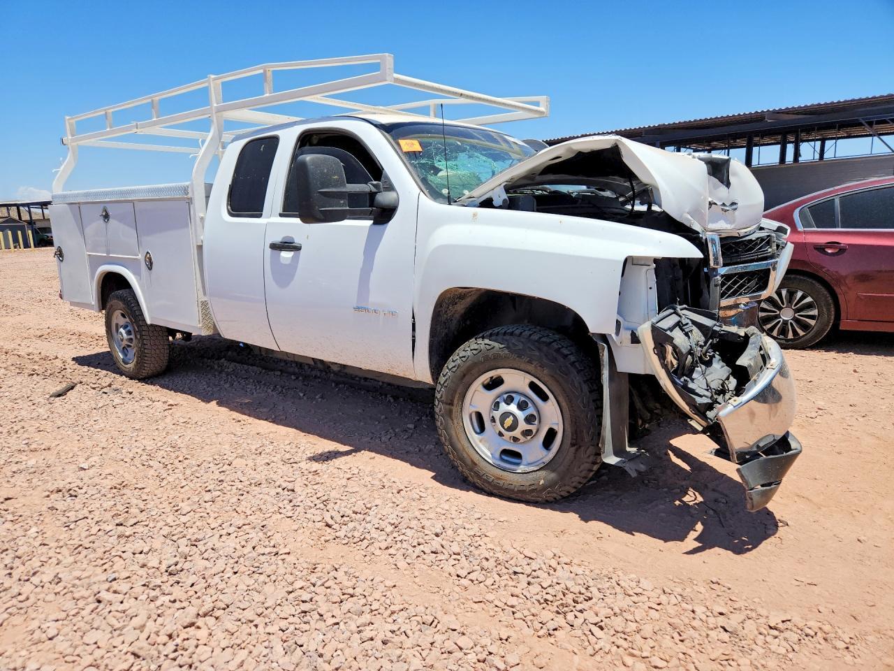 2013 Chevrolet Silverado - Фото 4