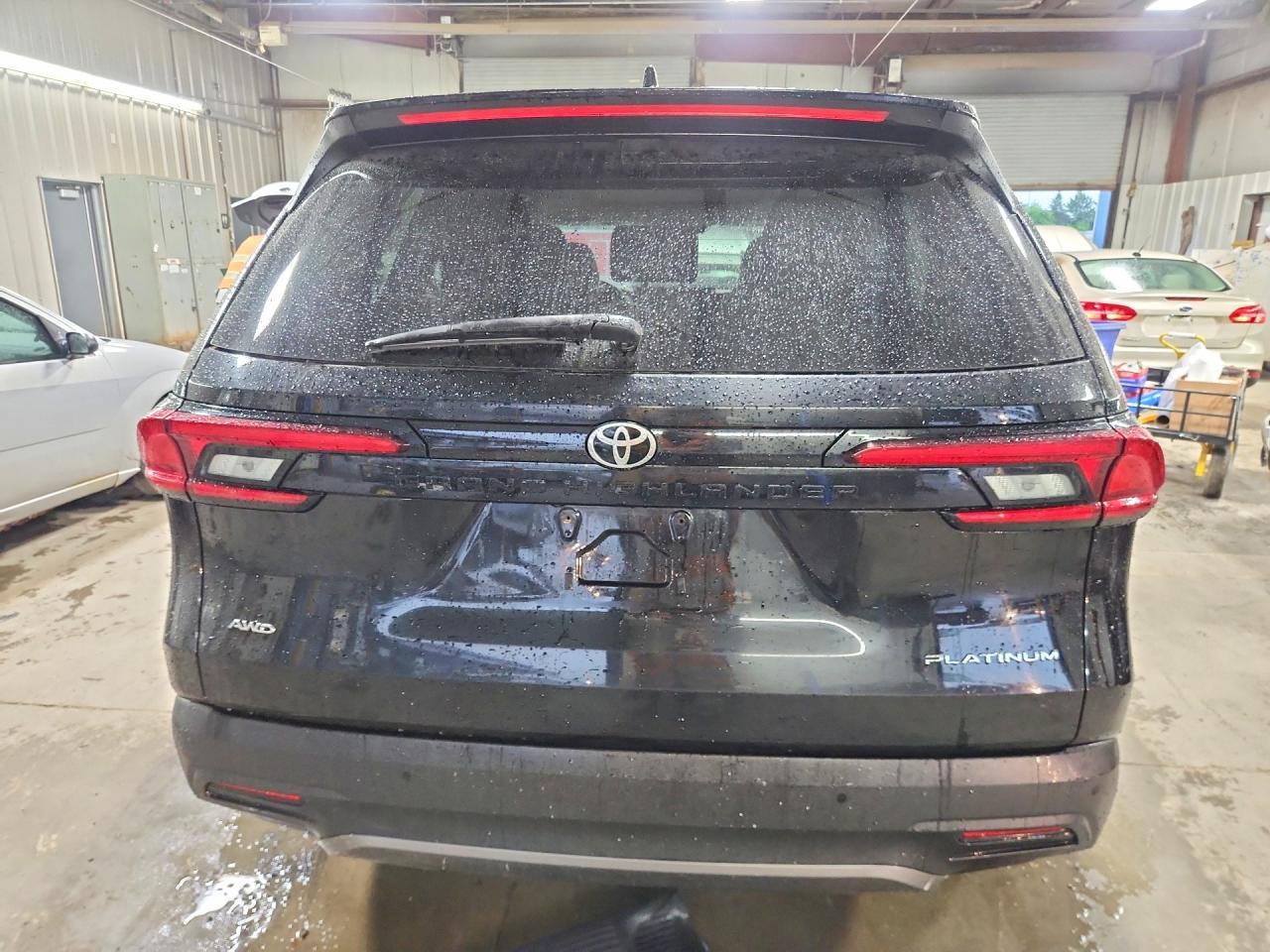 2026 Toyota Grand Highlander Platinum - Image 6